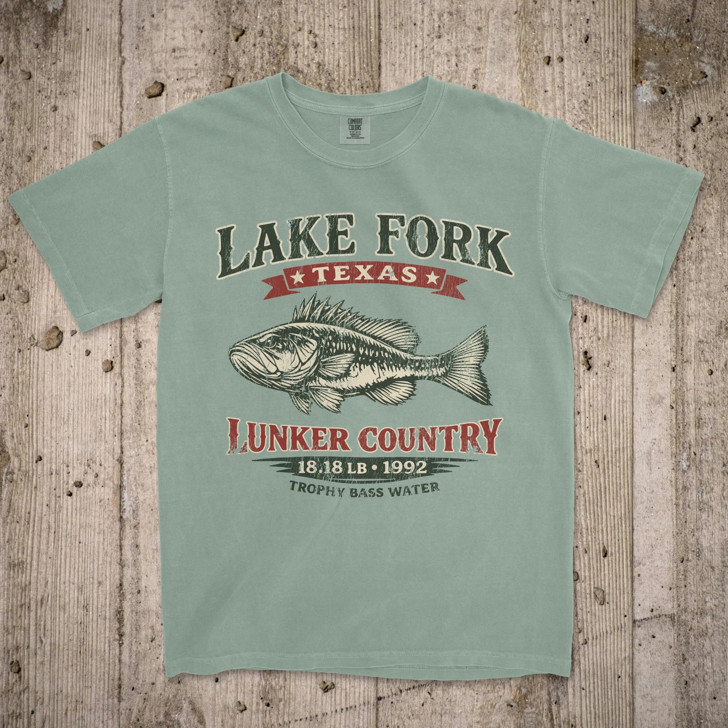 Bay, Lake Fork Record Bass Tee – fish-room