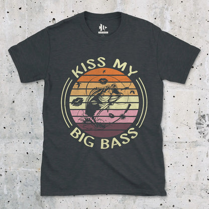 Dark Heather, Kiss My Bass Tee – fish-room